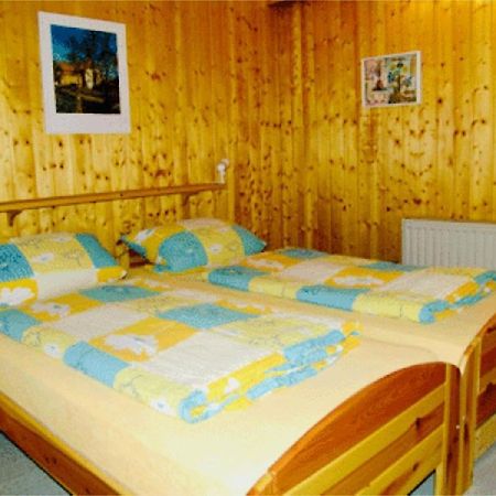 Roemerklause Neustadt an der Weinstrasse Bagian luar foto